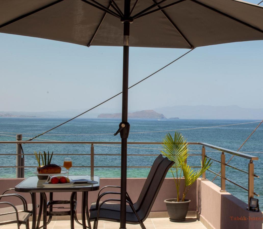 Tabak Home Sea Side Apartment Chania  Exteriör bild